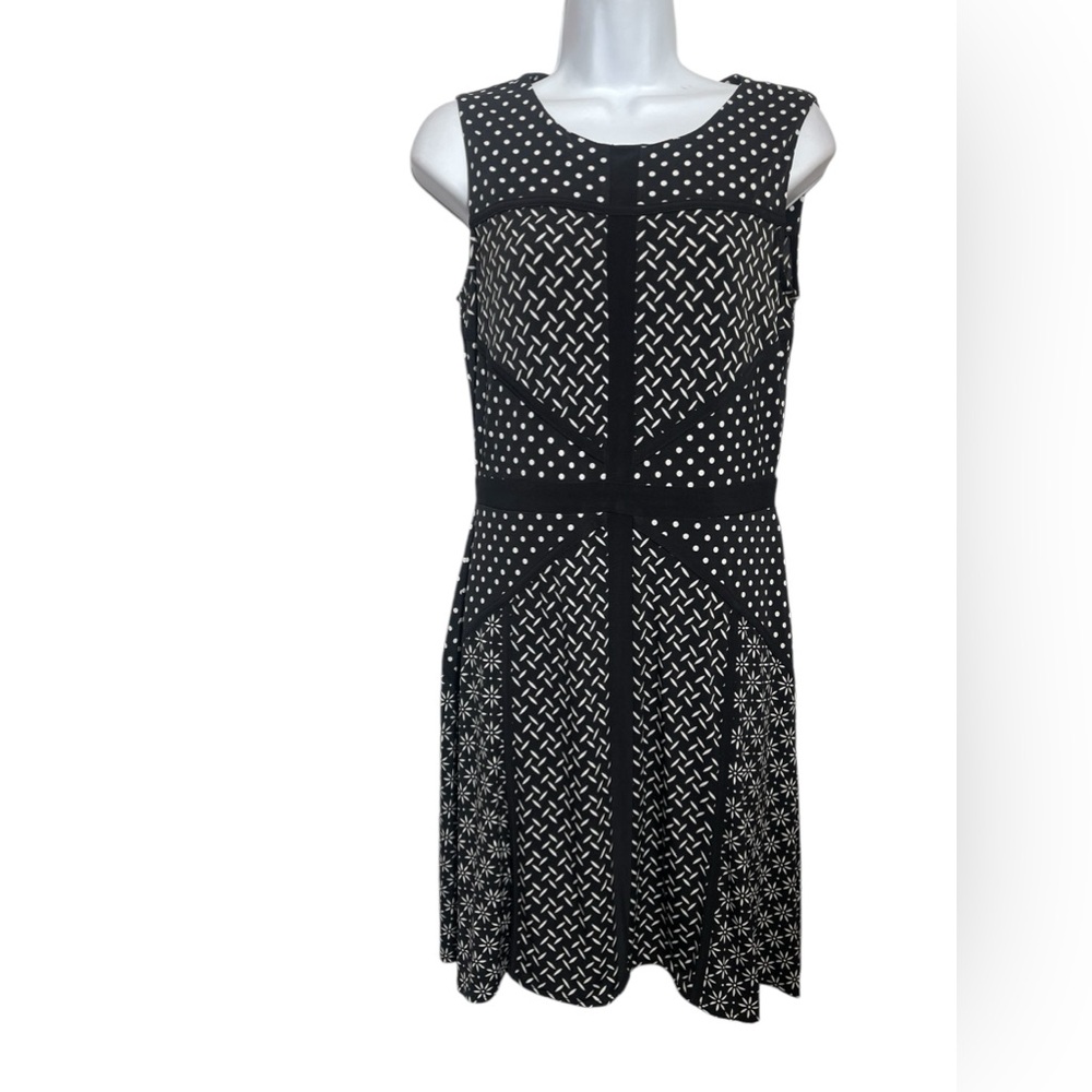 Taylor dress size 8 simple black & white pattern casual dress PERFECT 🖤🤍🖤